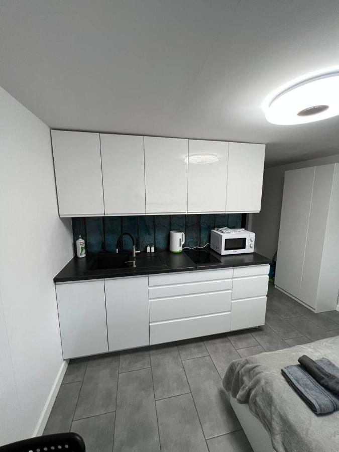 New Apartment On Batorego, Metro, Centre , Wi-Fi - By Hik Apartments Warszawa Exteriör bild